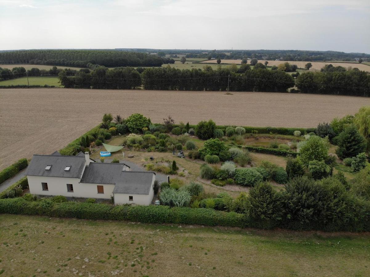 Gite La Grenouillere Esqueheries エクステリア 写真